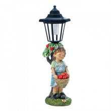 Load image into Gallery viewer, Apple Basket Solar Street Light Statue
